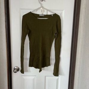Vince Green Fitted Ribbed Long Sleeve Blouse